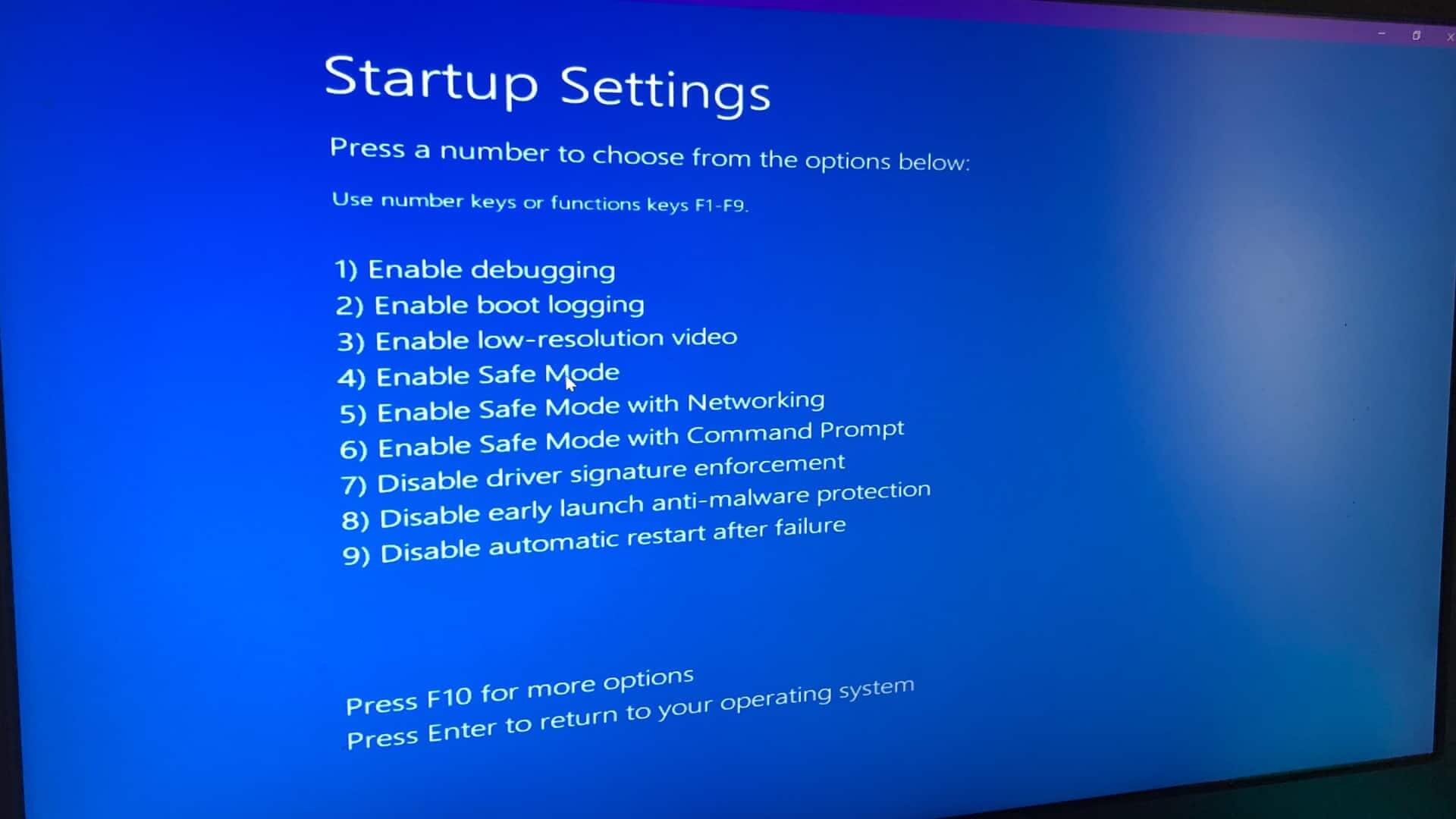 چگونگی دسترسی به Safe Mode  در ویندوز 10 در مرکزداده مبین
